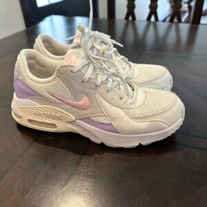 Nike Air Max Excee size 7.5